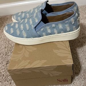 Sofft Light Denim (Still in good condition)